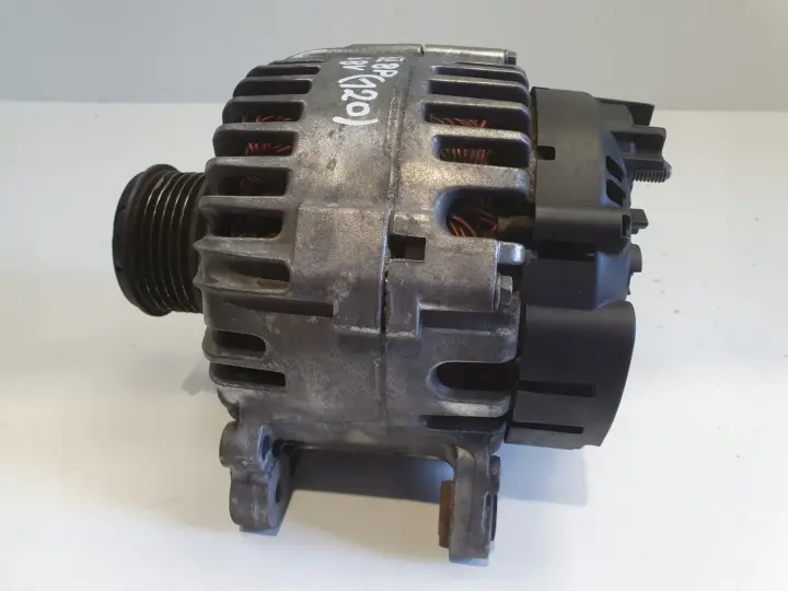 Audi A3 II 8P 1.6 8V ALTERNATOR valeo 06F903023C 140A