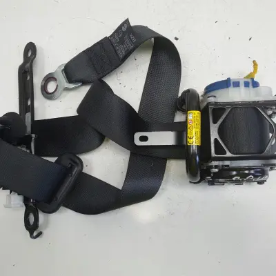 Toyota C-HR CHR PAS BEZPIECZEŃSTWA prawy przód kierowcy NAPINACZ Europa