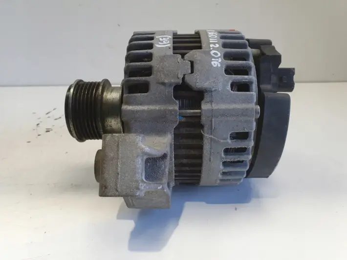 Volvo S60 II 2.0 T5 10-18r ALTERNATOR 0121715058
