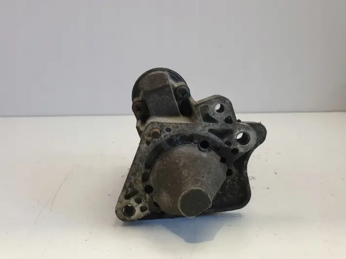 Renault Clio III 1.6 16V ROZRUSZNIK 8200298371