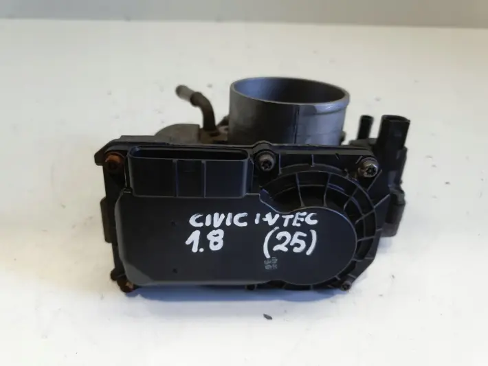 Honda Civic VIII 1.8 VTEC PRZEPUSTNICA R18A2