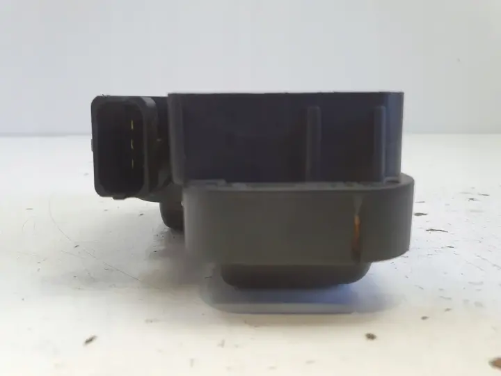 Mercedes W169 1.7 8V CEWKA ZAPŁONOWA 0221503035