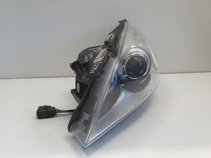 Volvo V60 S60 II PRZEDNIA LAMPA LEWA lewy przód XENON 31299990