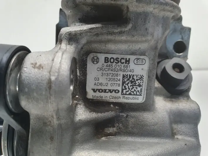 Volvo XC60 2.0 D3 POMPA WTRYSKOWA 0445010681