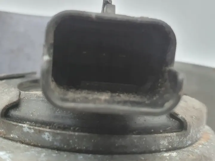 Volvo V60 S60 II 1.6 D2 TURBOSPRĘŻARKA turbo 9686120680