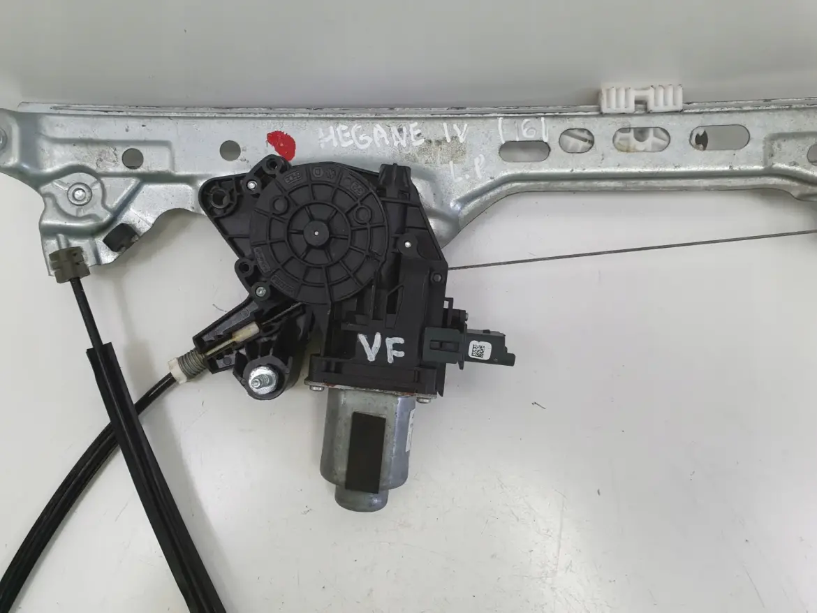 Renault Megane IV PODNOŚNIK SZYBY lewy przód KIEROWCY mechanizm Eu