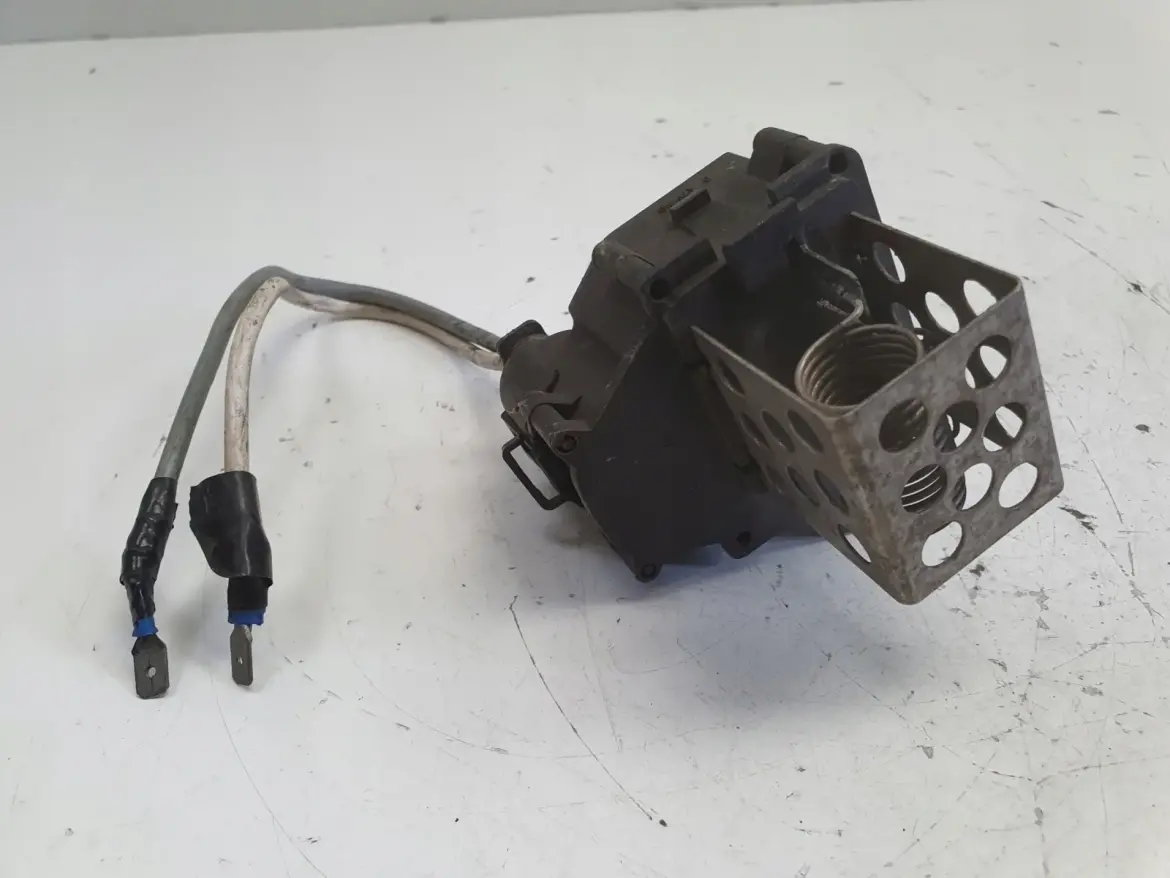 Citroen Berlingo I Peugeot Partner I REZYSTOR DMUCHAWY Opornik 9649247680