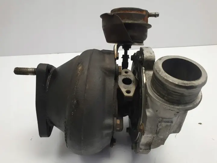 Volvo S60 V70 2.4 D5 TURBOSPRĘŻARKA turbo 3653146