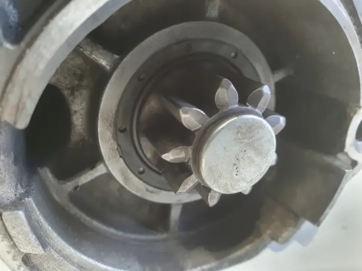 Audi A4 B6 1.9 TDI ROZRUSZNIK 0001124020 bosch