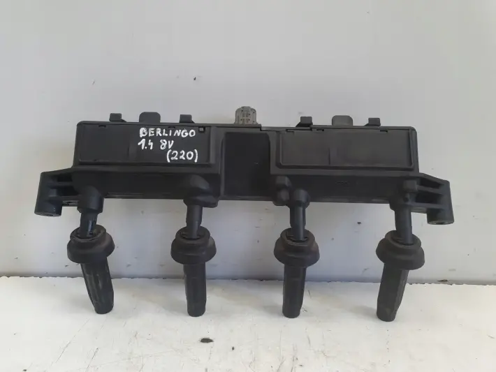 Peugeot 206 1.1 8V CEWKA ZAPŁONOWA 9635864680