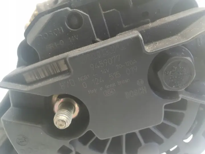 Volvo V70 2.4 B ALTERNATOR Bosch 9459077 0124515019