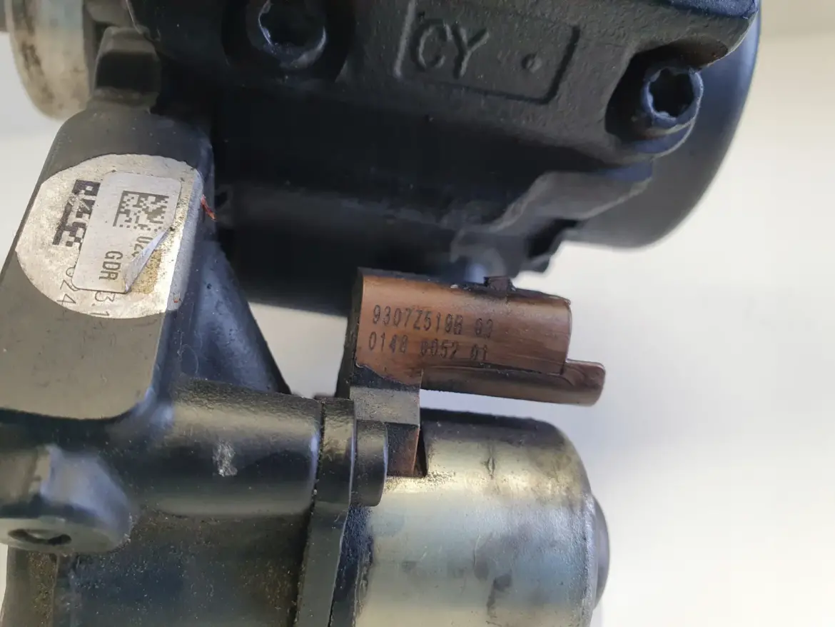 Citroen C5 III 2.0 HDI POMPA WTRYSKOWA 9687959180