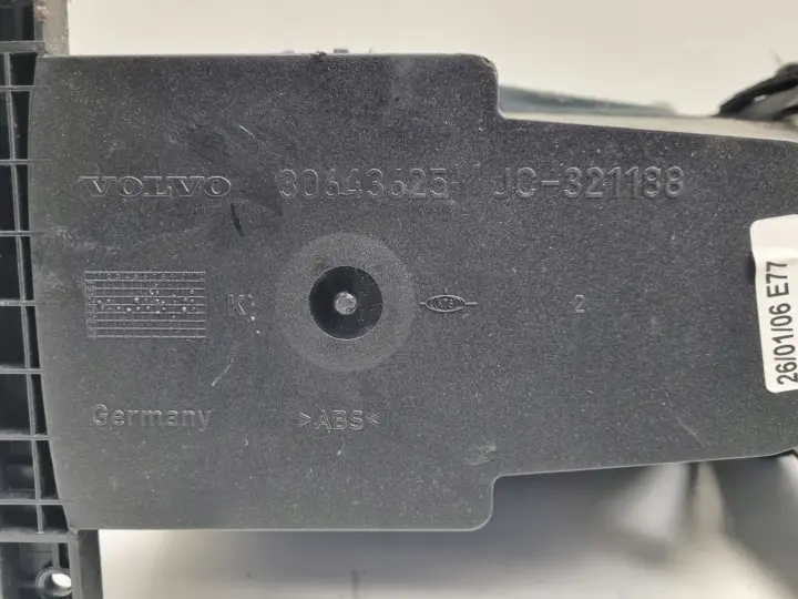 Volvo S60 I XC70 I V70 II lift SCHOWEK Roleta żaluzja 30643625