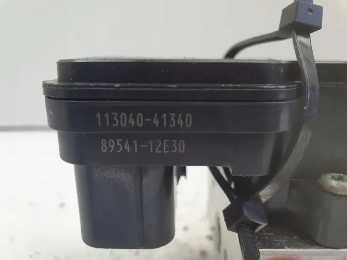 Toyota Corolla E21 POMPA ABS hamulcowa Sterownik 44510-12600 113040-41340