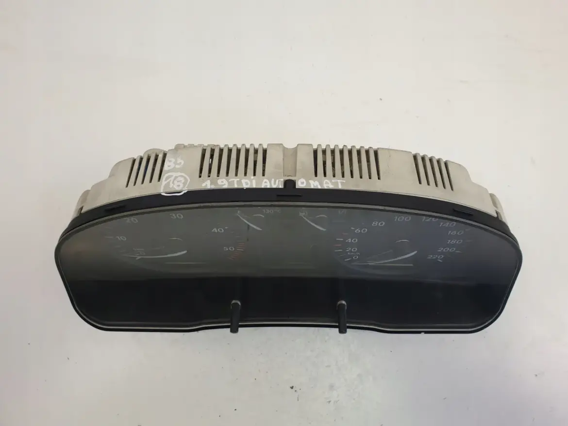 Vw Passat B5 1.9 TDI LICZNIK ZEGARY automat Europa