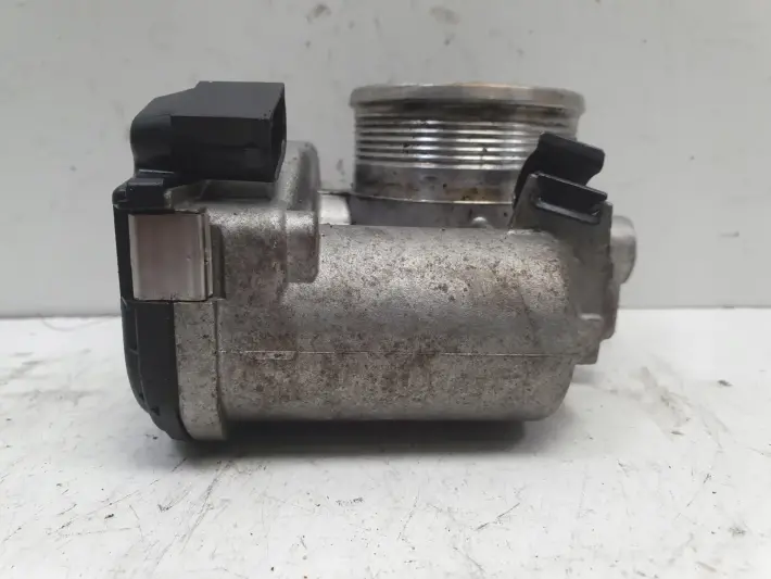 Volvo S60 II V60 2.0 D D3 PRZEPUSTNICA 31216665 bosch 0280750520