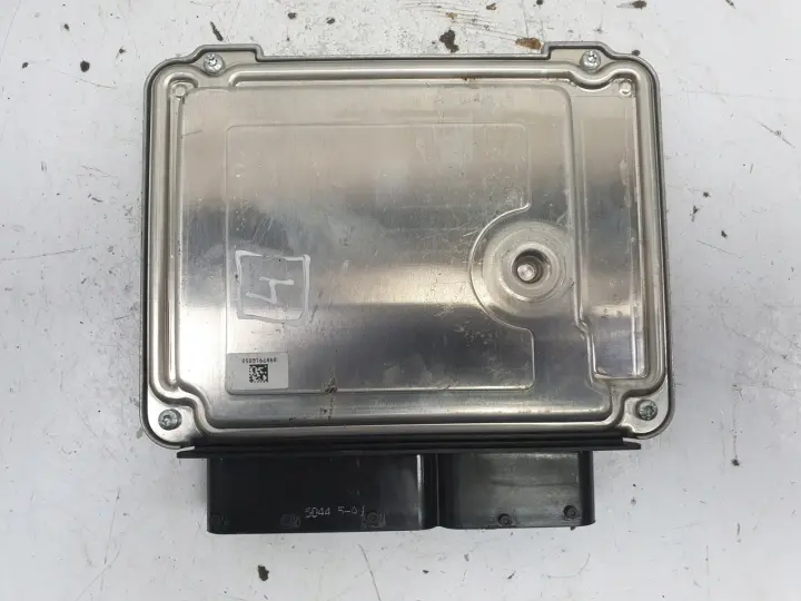 Audi Q5 2.0 TDI STEROWNIK SILNIKA komputer 03L906018JN