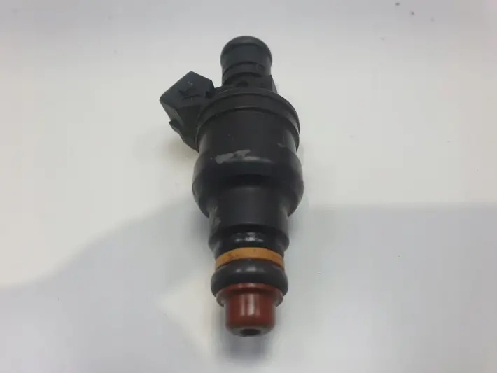 Audi A4 B5 1.8 20V WTRYSKIWACZ wtrysk 0280150444