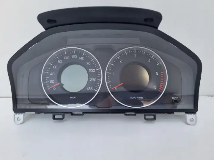 Volvo XC60 I V60 I S60 II 2.4 D5 LICZNIK ZEGARY Europa 31327581AA diesel