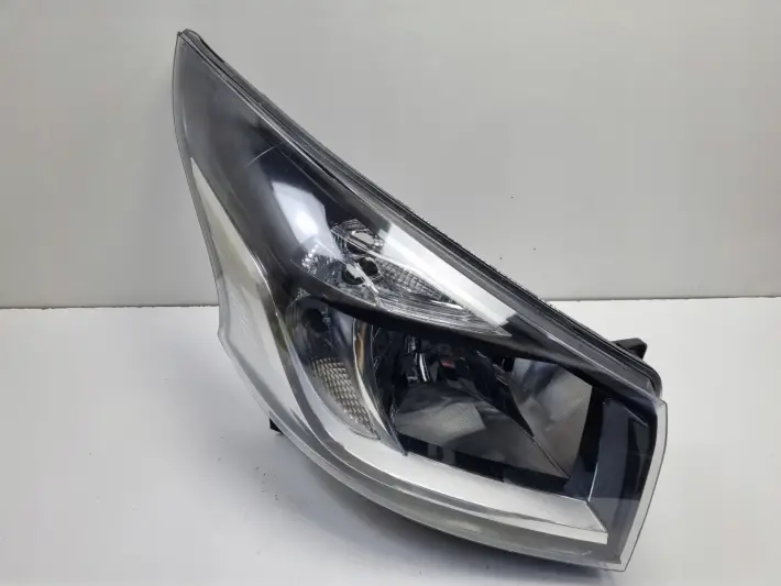 Renault Trafic III 14-19r PRZEDNIA LAMPA PRAWA PRAWY PRZÓD 260109424R
