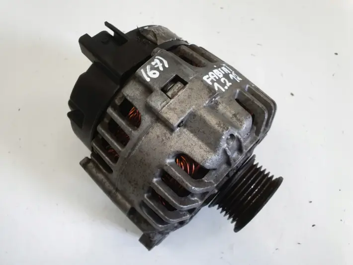 Skoda Fabia I VW Polo IV 1.2 12V ALTERNATOR valeo 03D903025J