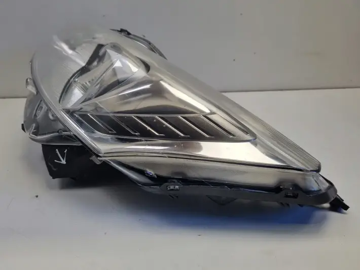 Peugeot 508 10-14r PRZEDNIA LAMPA LEWA lewy przód anglik 9687580480
