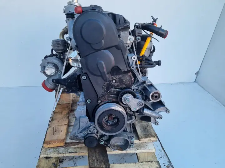 SILNIK KOMPLET Audi A6 C5 1.9 TDI 130KM pali AWX