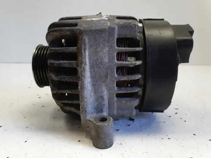 Fiat Idea 1.4 16V ALTERNATOR Denso 102211-8471