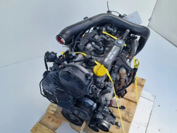 SILNIK KOMPLET Opel Corsa C 1.7 CDTI 159tyś Z17DTH Bosch