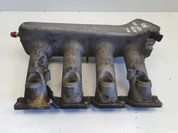 Audi A3 8L 1.8 T KOLEKTOR SSĄCY 06A133223CC