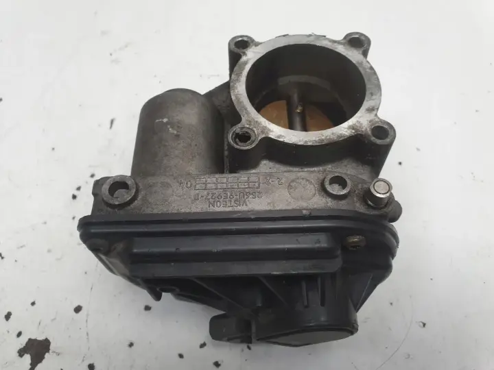 Ford C-Max 1.6 16V PRZEPUSTNICA VP4F9U-9E928-BA