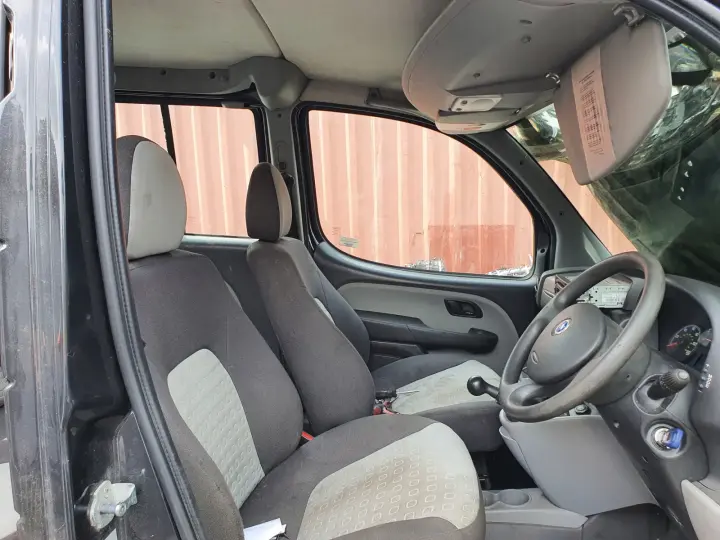 Fiat Doblo lift FOTELE KOMPLET FOTELI PRZEKŁADKA
