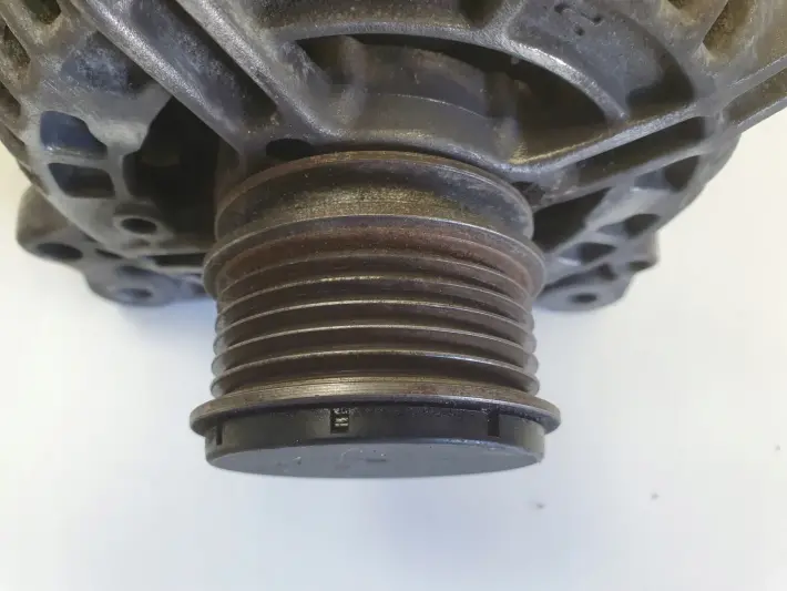 VW Transporter T5 2.0 8V ALTERNATOR 038903024F 120A