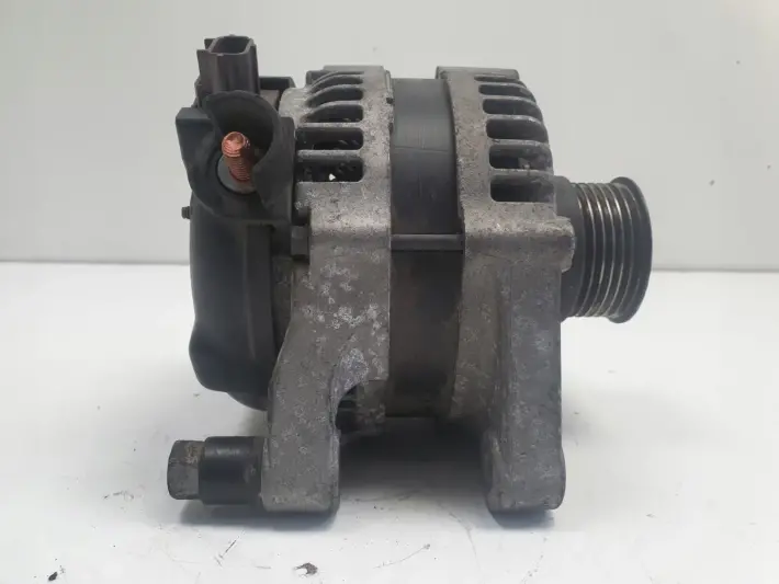 Volvo S40 II V50 2.0 D ALTERNATOR 0986049071