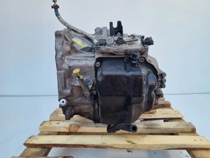 Volvo S40 II V50 2.4 D5 AUTOMATYCZNA SKRZYNIA BIEGÓW 55-51SN 30713799