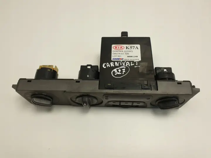 Kia Carnival I PANEL STEROWANIA NAWIEWEM