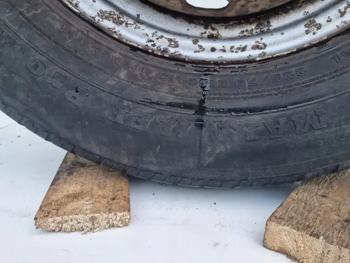 Nissan Cabstar FELGA STALOWA KOŁO 15 cali 225/70 R15 R15C 40300G4900 5X170