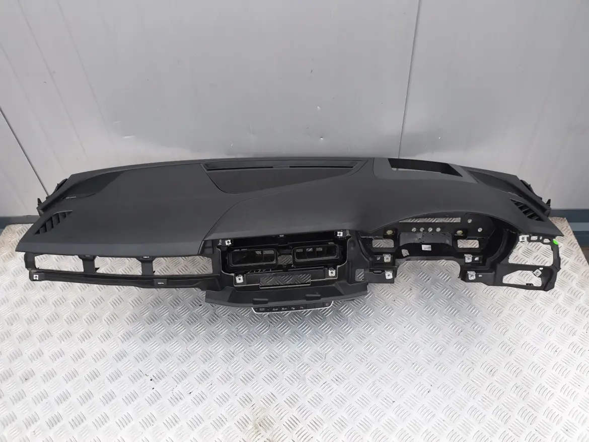 Audi A5 S5 II F5 8W 15- DESKA ROZDZIELCZA KONSOLA