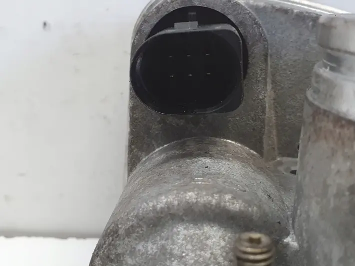 BMW E46 E39 E53 3.0 i M54B30 PRZEPUSTNICA 7502445
