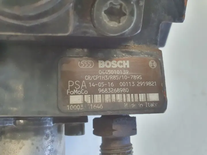 Peugeot 508 2.2 HDI POMPA WTRYSKOWA paliwa 0445010139