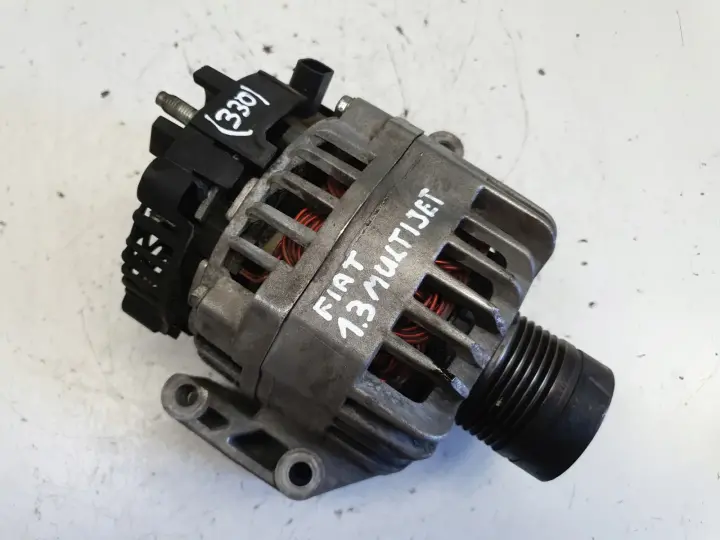 Fiat Doblo II 1.3 M-JET ALTERNATOR DENSO