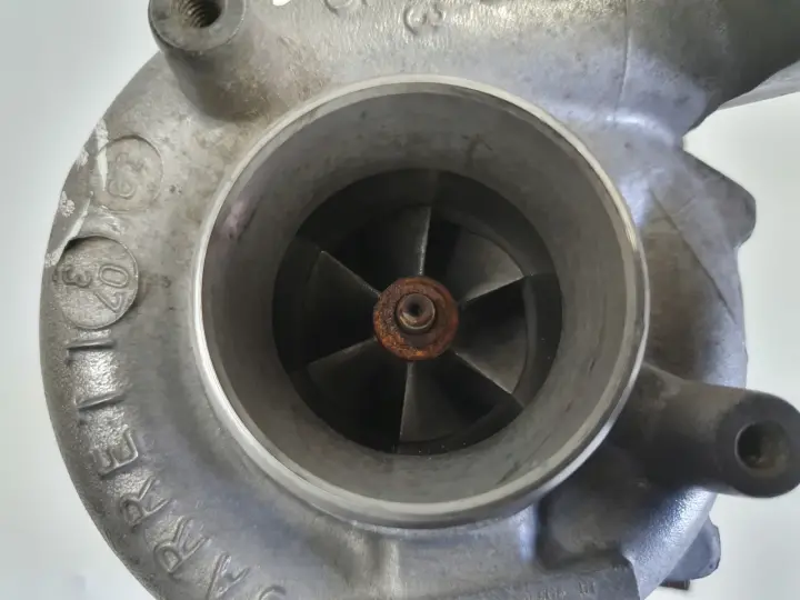VW Golf V 2.0 TDI TURBOSPRĘŻARKA turbo 03G253014H