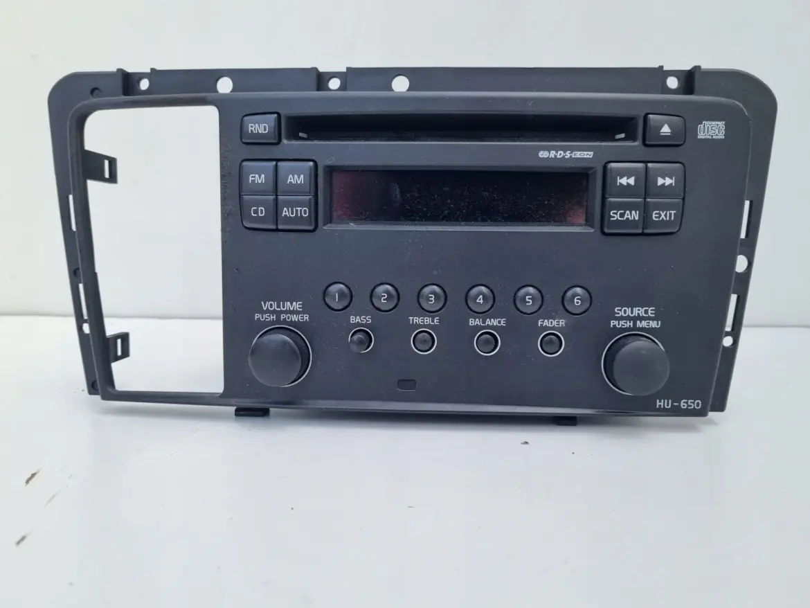 Volvo S60 I XC70 I V70 II lift RADIOODTWARZACZ CD Radio 3126000-1 HU-650