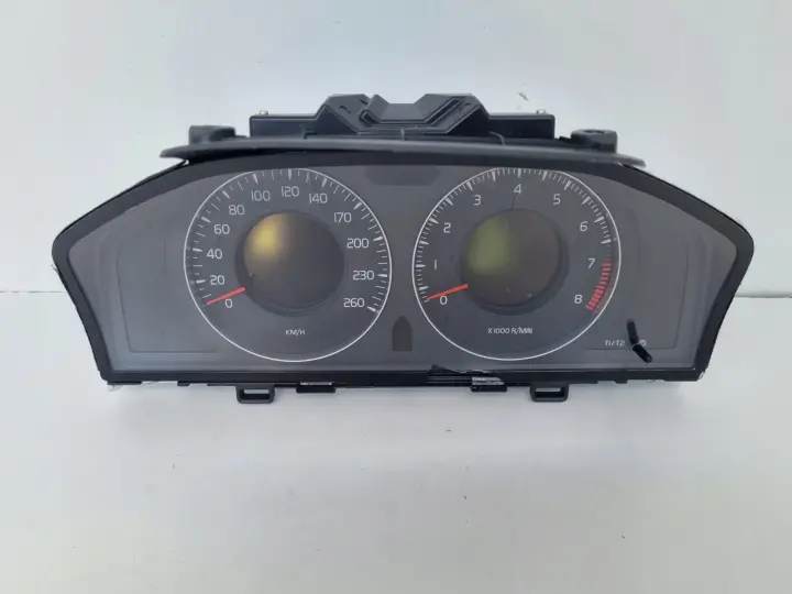 Volvo S80 II V70 III XC70 II 2.0 16V LICZNIK ZEGARY Europa 30786622AB