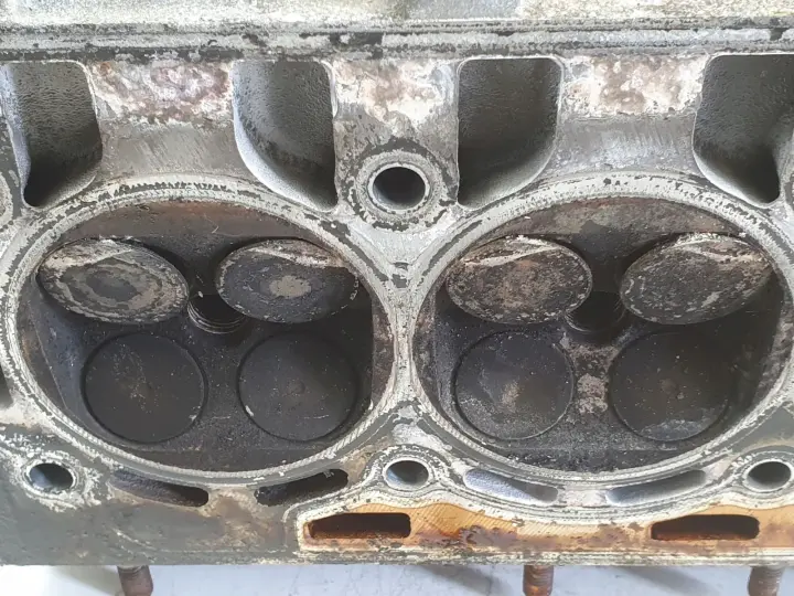VW Polo IV 1.2 12V GŁOWICA CYLINDRÓW wałki 03E103373E