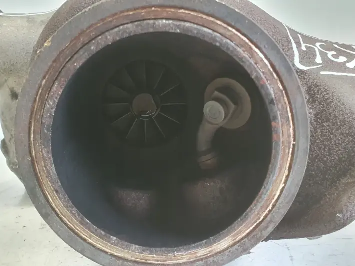 Volvo XC60 S60 V60 II 2.0 D3 TURBOSPRĘŻARKA turbo 31459962 31491217