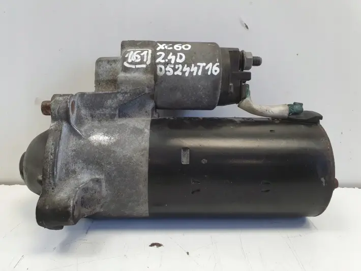 Volvo CX60 2.4 D D5 ROZRUSZNIK bosch 31327066 0001109398