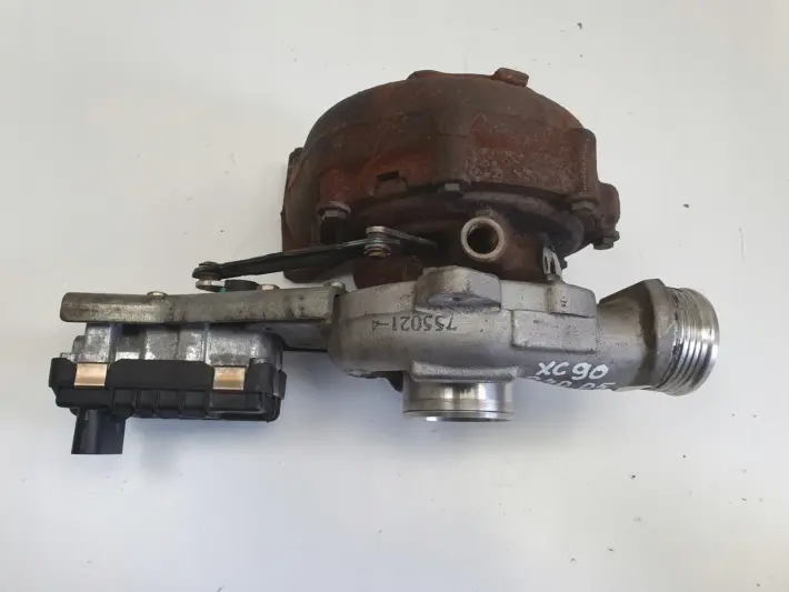 Volvo XC90 2.4 D5 TURBOSPRĘŻARKA 30757079