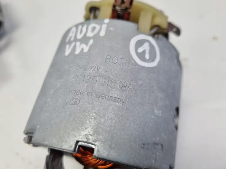Audi A4 B6 A6 C5 VW Passat B5 WENTYLATOR OGRZEWANIA silniczek 0130111189