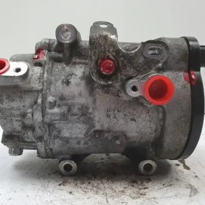 Toyota Prius IV 1.8 SPRĘŻARKA KLIMATYZACJI pompa 042400-0371